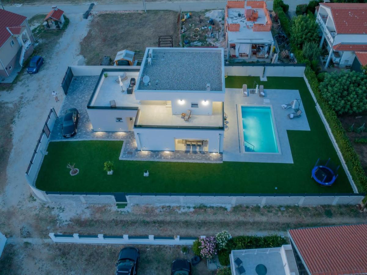 Villa Mara Vrsi Bagian luar foto