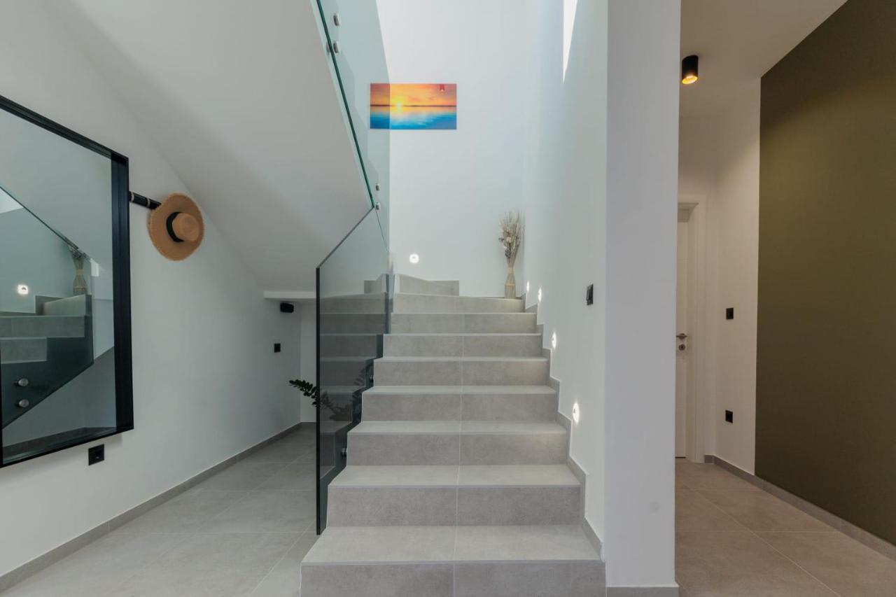 Villa Mara Vrsi Bagian luar foto