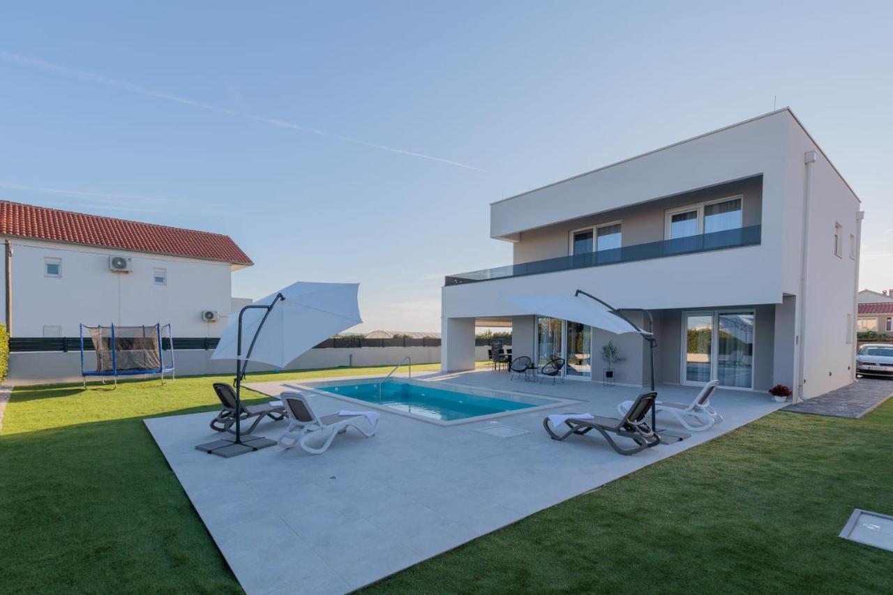 Villa Mara Vrsi Bagian luar foto